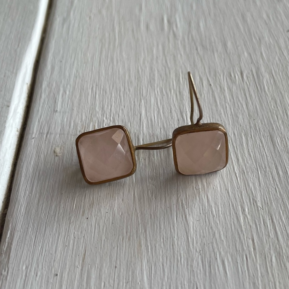 Quartz stone earrings gold dangle